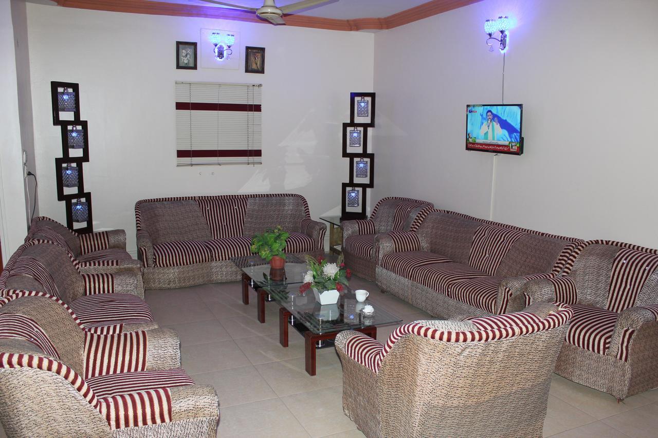 Luxury Inn Karachi Exterior photo